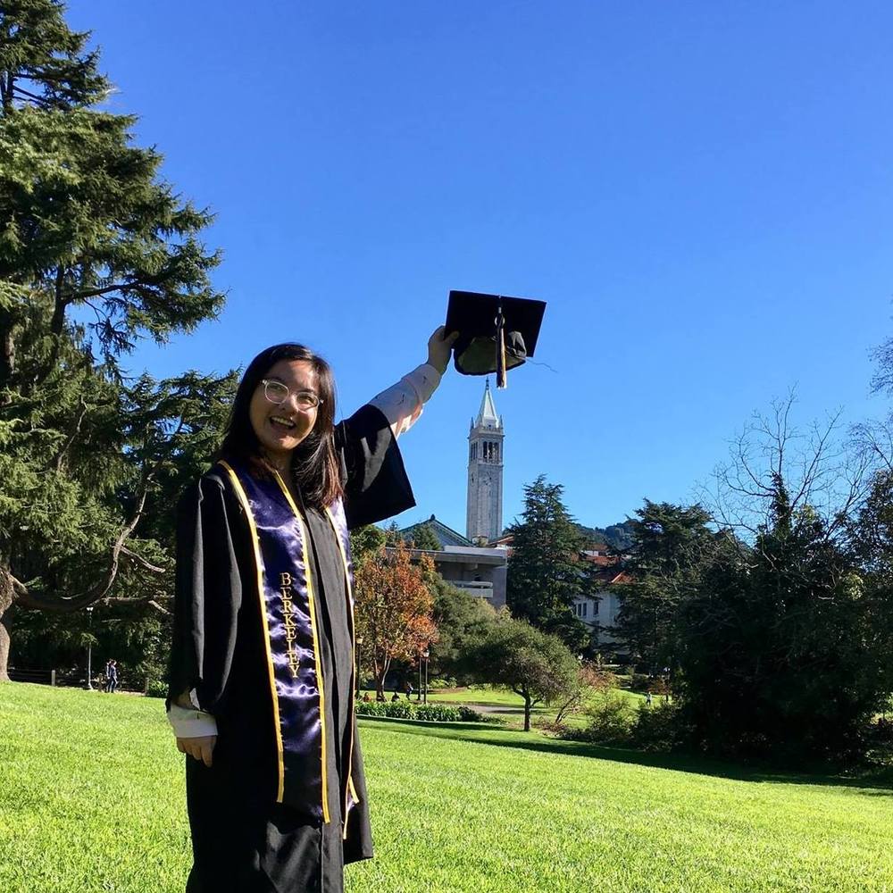 Meet your Posher, Adrienne